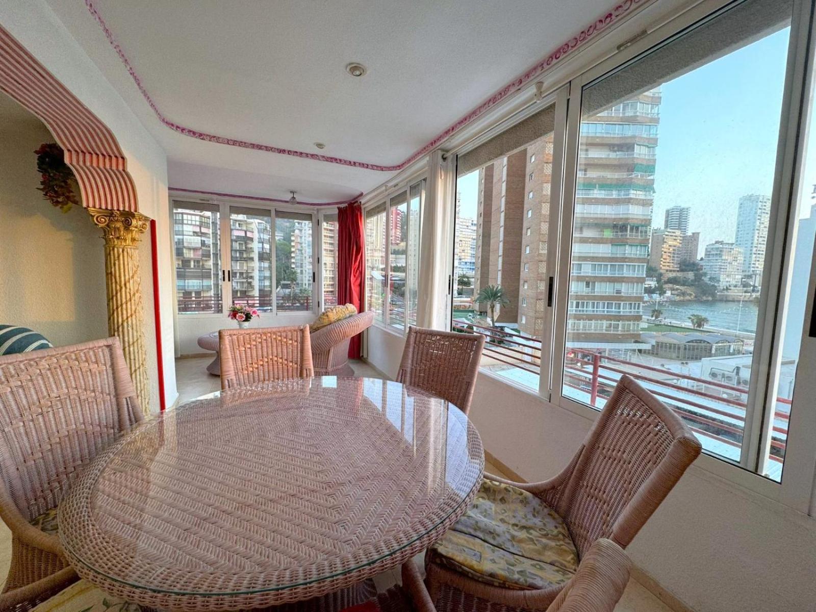 Coblanca 8-2º Fantasy Apartment Benidorm Bagian luar foto