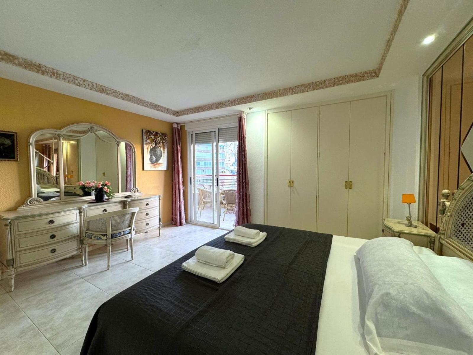 Coblanca 8-2º Fantasy Apartment Benidorm Bagian luar foto